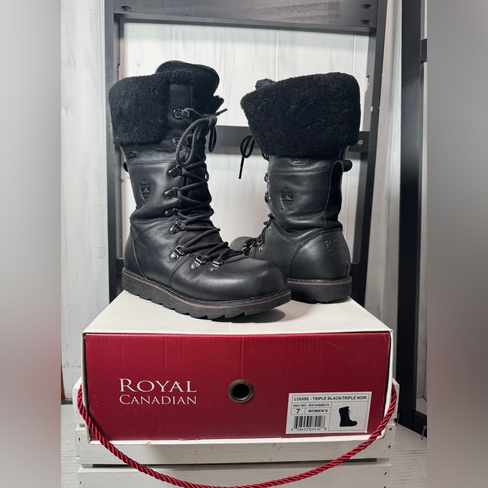 Royal Canadian LOUISE Leather, Shearling, Pocket, Ice-Pick, Size 7, EUC With Box